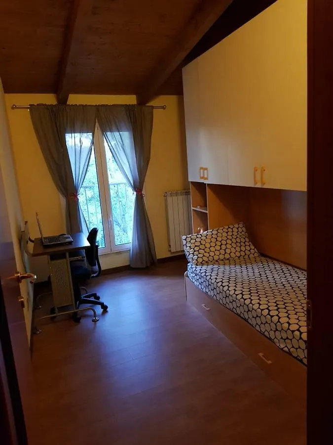 Andrea'S Apartments - Chiasserini Milan