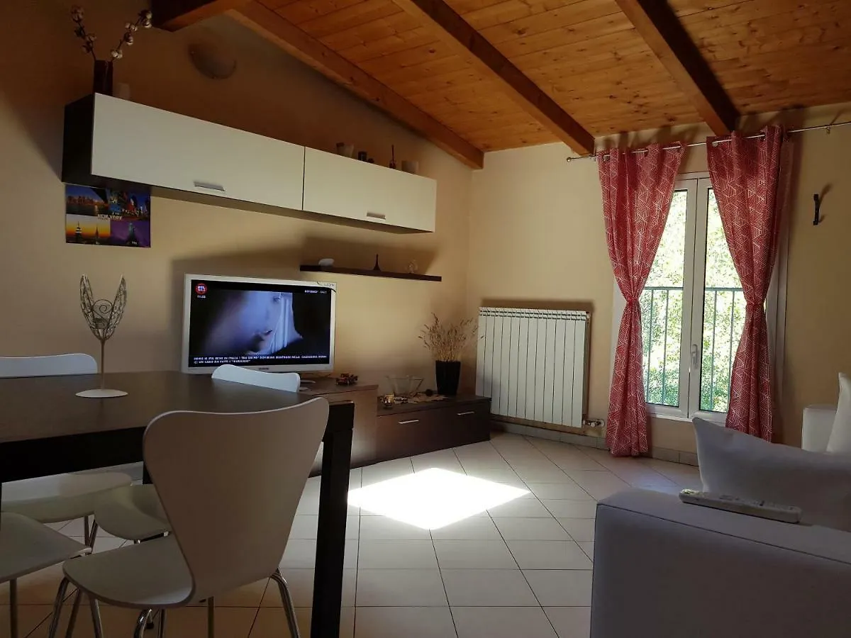 Andrea'S Apartments - Chiasserini Milan